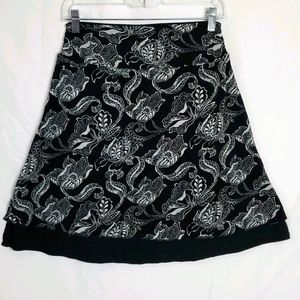 Reversible Print/Solid Skirt Small Black White